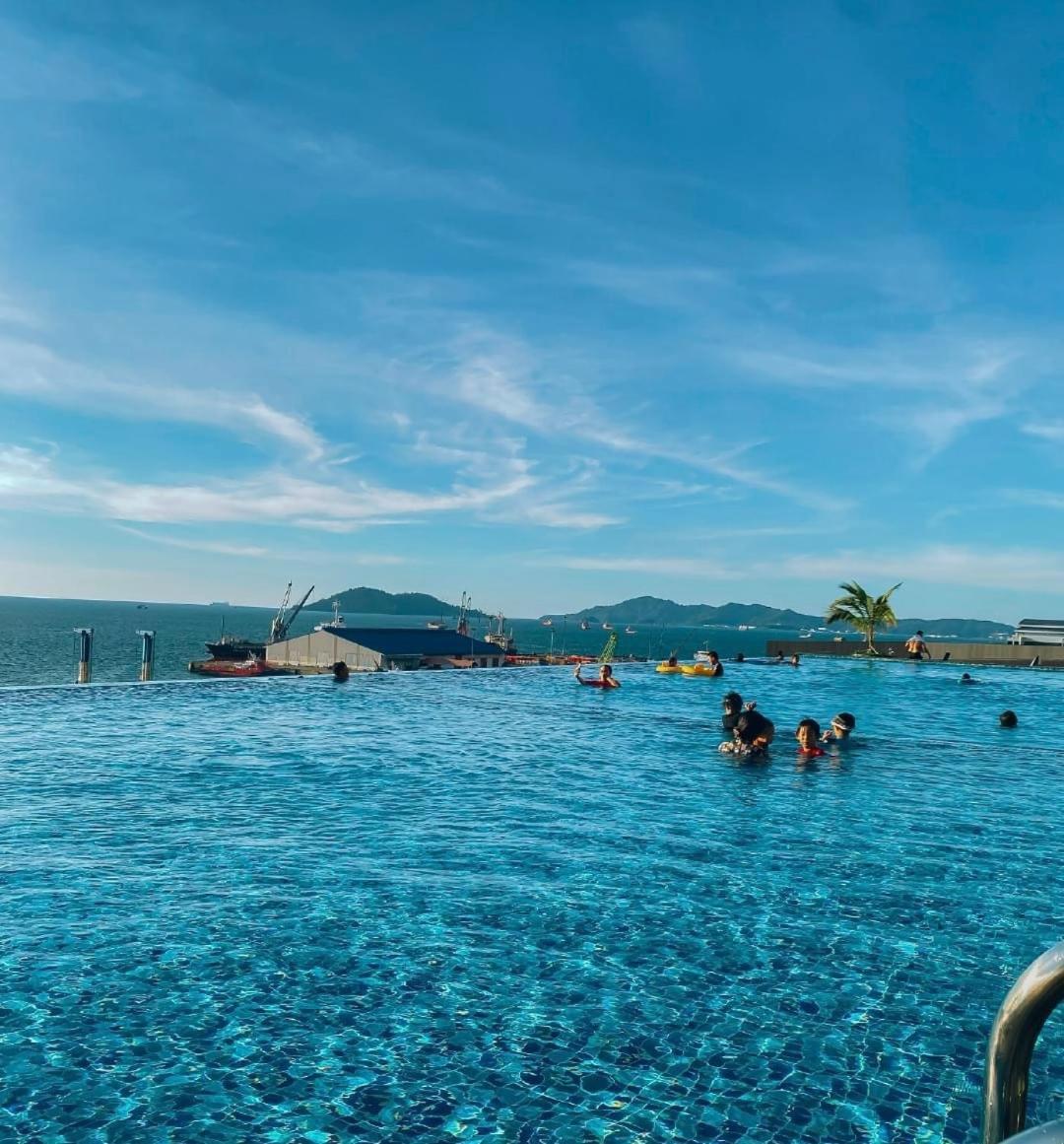 Seaview Luxury Condo Homestay 2Bed 2Bath Jesselton Quay By R2 Residence Kota Kinabalu Extérieur photo
